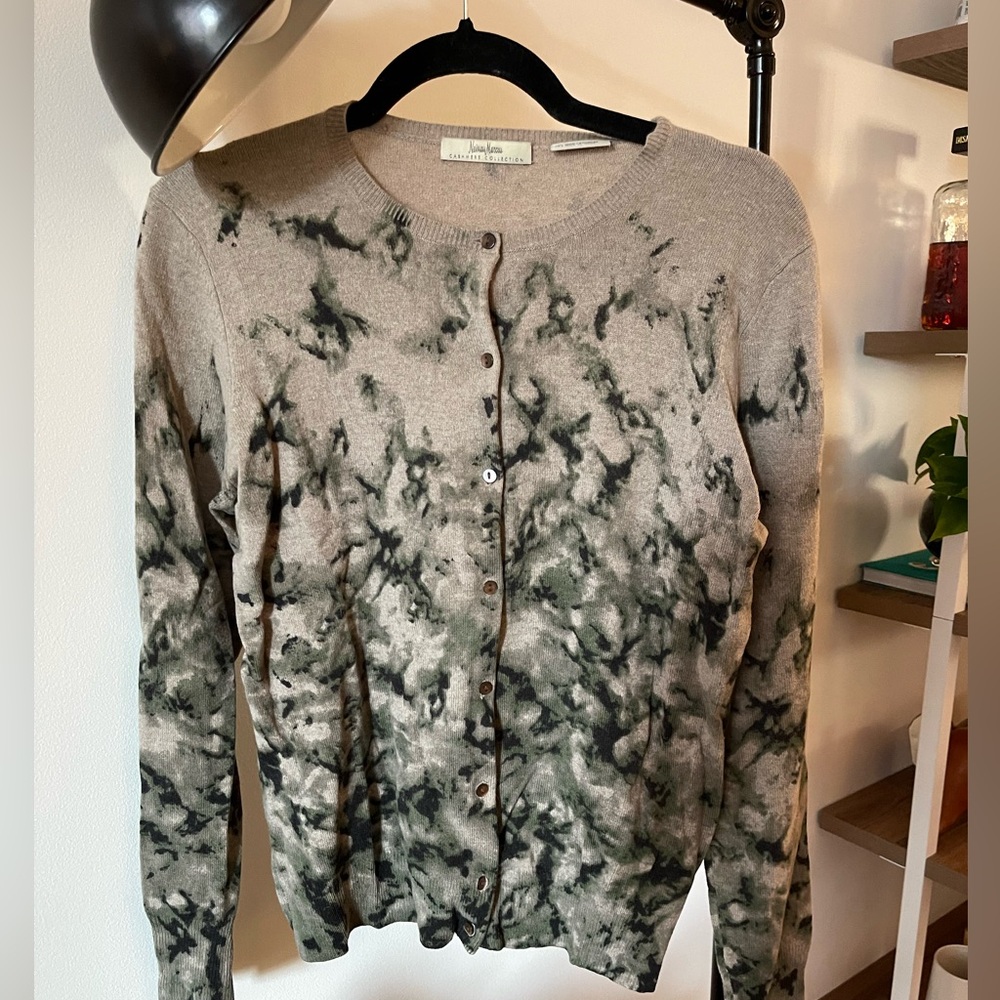 Nieman Marcus Cashmere Tie Dye Cardigan 100% cashmere - L